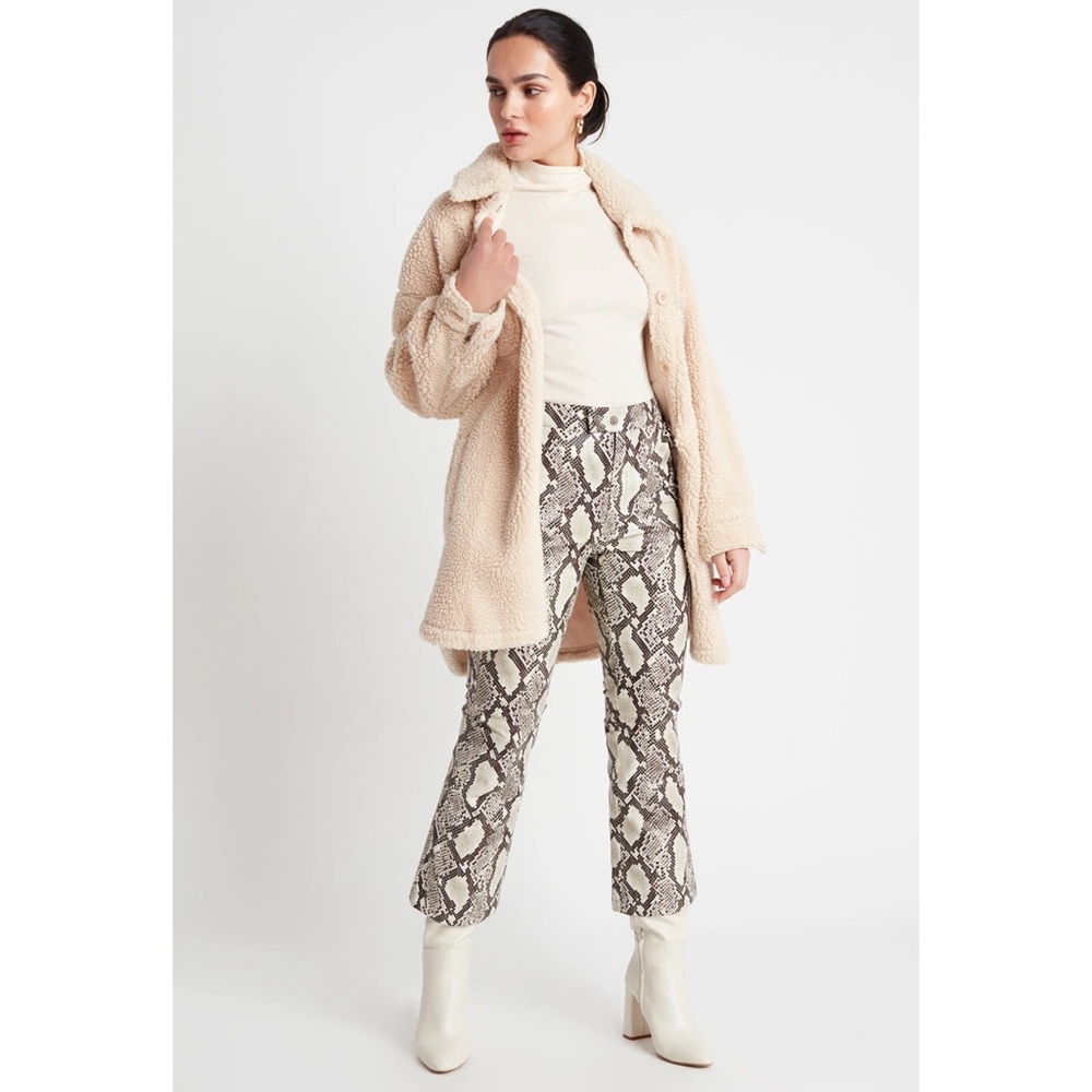 CHOOSY Elizabeth Beige Faux Snakeskin Leather Cropped Kick Flare Pants size 2